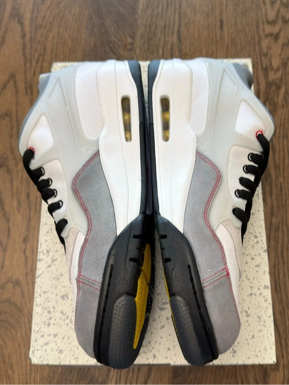 Brand new Air Jordan 4 Rm PRM White/Fire Red-black Size 10.5